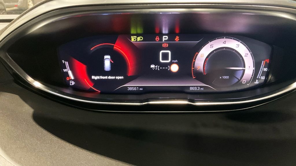 Used Peugeot 5008 2021 for sale - 77463902: Photo 8