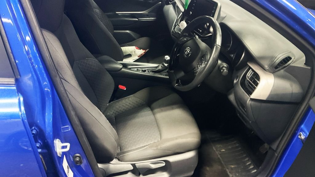 Used Toyota C-HR 2020 for sale - 77521419: Photo 9