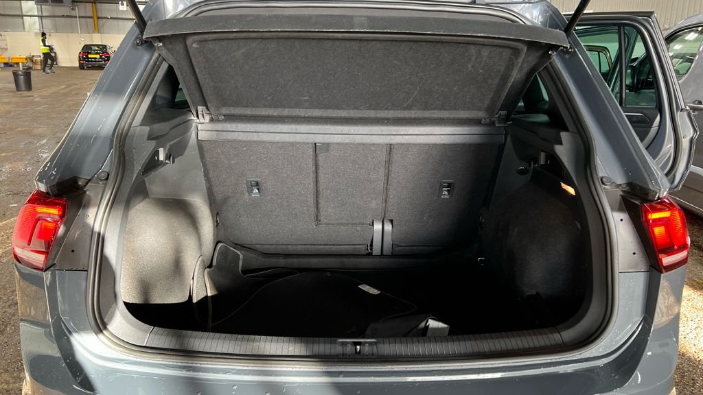 Used Volkswagen Tiguan 2021 for sale - 76496890: Photo 12