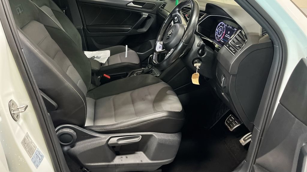 Used Volkswagen Tiguan 2018 for sale - 77953237: Photo 9