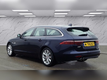 Used Jaguar XF 2018 for sale - 78582745: Photo
