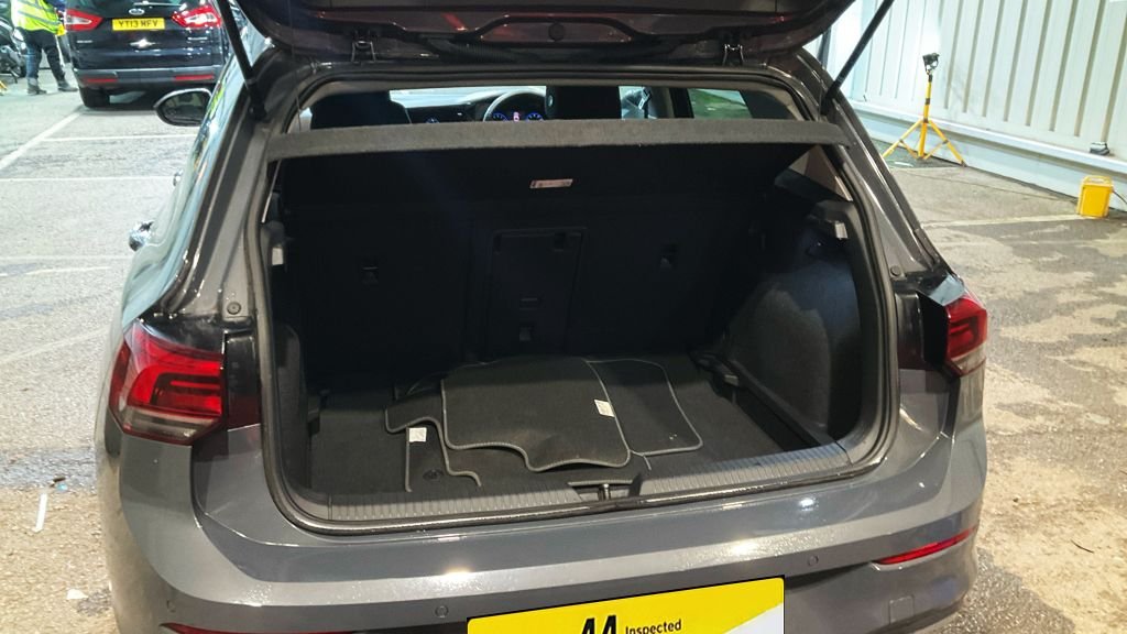 Used Volkswagen Golf 2022 for sale - 77693365: Photo 12