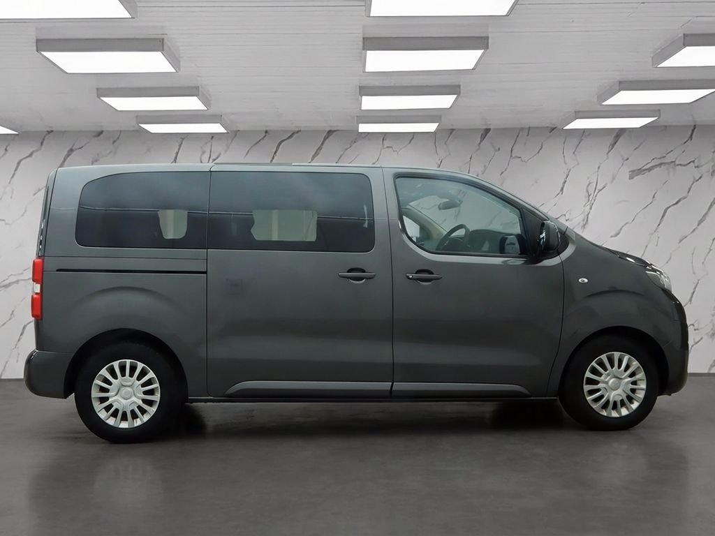 Used Toyota PROACE CITY Verso 2020 for sale - 77464423: Photo 5