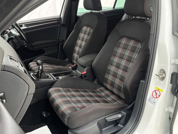Used Volkswagen Golf 2019 for sale - 75264650: Photo 17