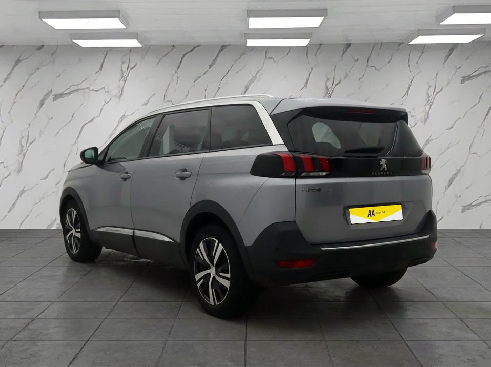 Used Peugeot 5008 2020 for sale - 77356627: Photo 3