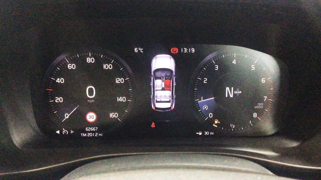 Used Volvo XC40 2019 for sale - 78017228: Photo 8