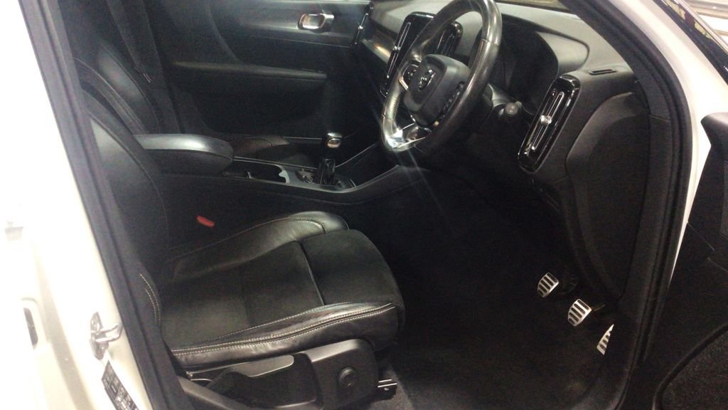 Used Volvo XC40 2019 for sale - 78017228: Photo 9