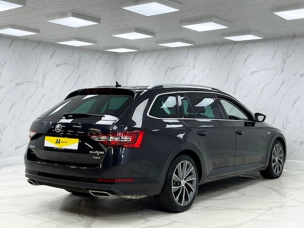 Used Skoda Superb 2018 for sale - 76098262: Photo 11