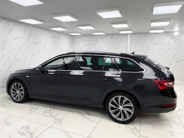 Used Skoda Superb 2018 for sale - 76098262: Photo 8