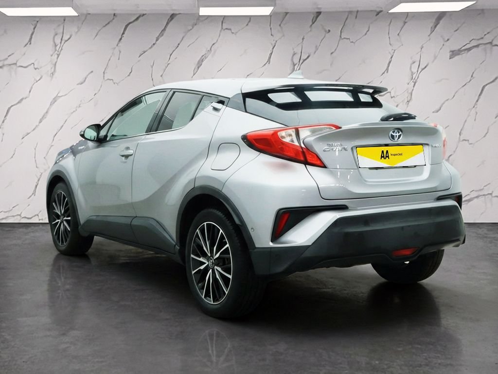 Used Toyota C-HR 2018 for sale - 77667269: Photo 3