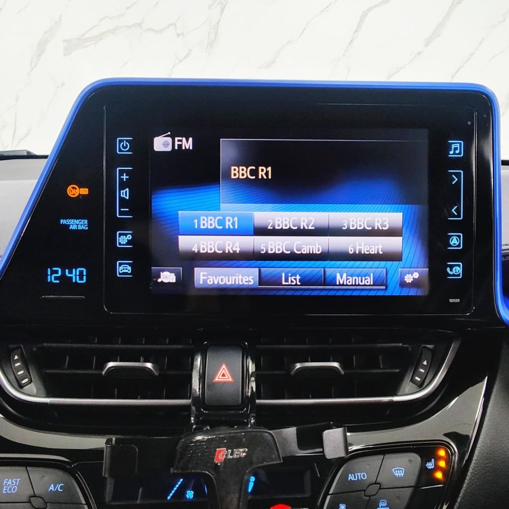 Used Toyota C-HR 2018 for sale - 77835265: Photo 18