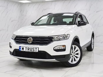 Used Volkswagen T-Roc 2018 for sale - 79046026: Photo