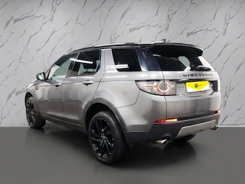 Used Land Rover Discovery Sport 2018 for sale - 77936848: Photo