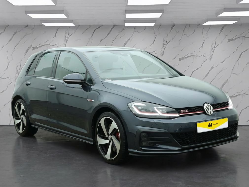 Used Volkswagen Golf 2020 for sale - 77952966: Photo 2