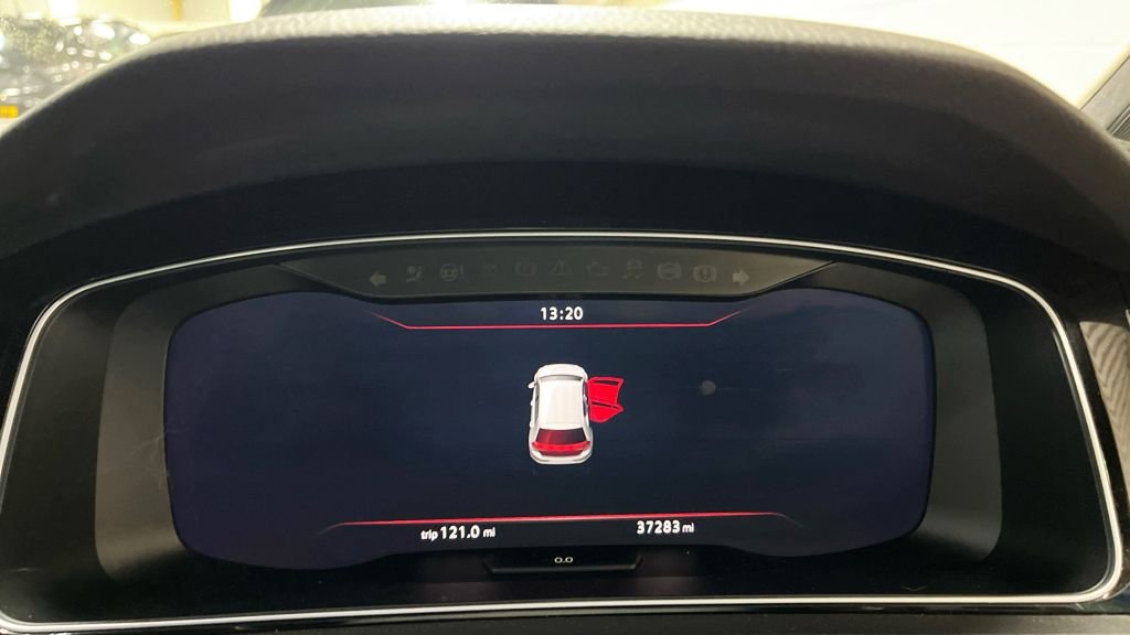 Used Volkswagen Golf 2020 for sale - 77952966: Photo 8