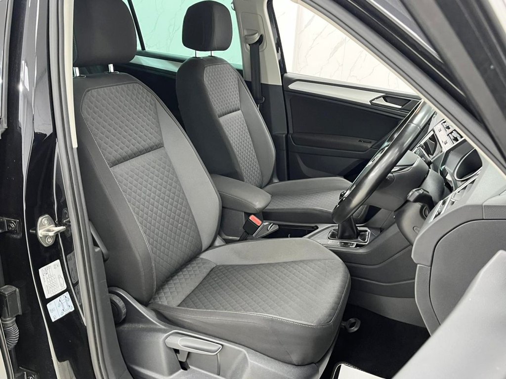 Used Volkswagen Tiguan 2018 for sale - 76163409: Photo 28