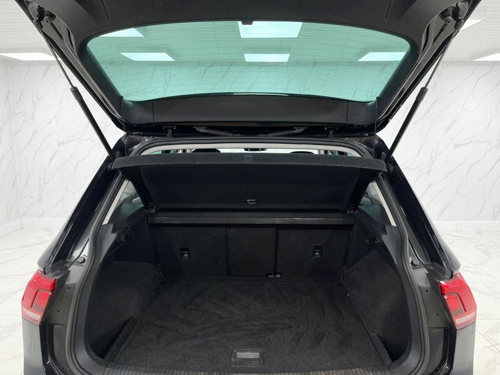 Used Volkswagen Tiguan 2018 for sale - 76163409: Photo 31
