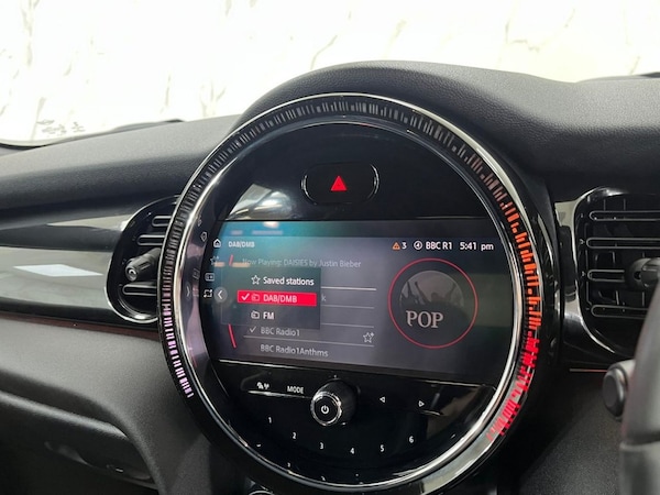 Used MINI Convertible 2021 for sale - 76312880: Photo 21