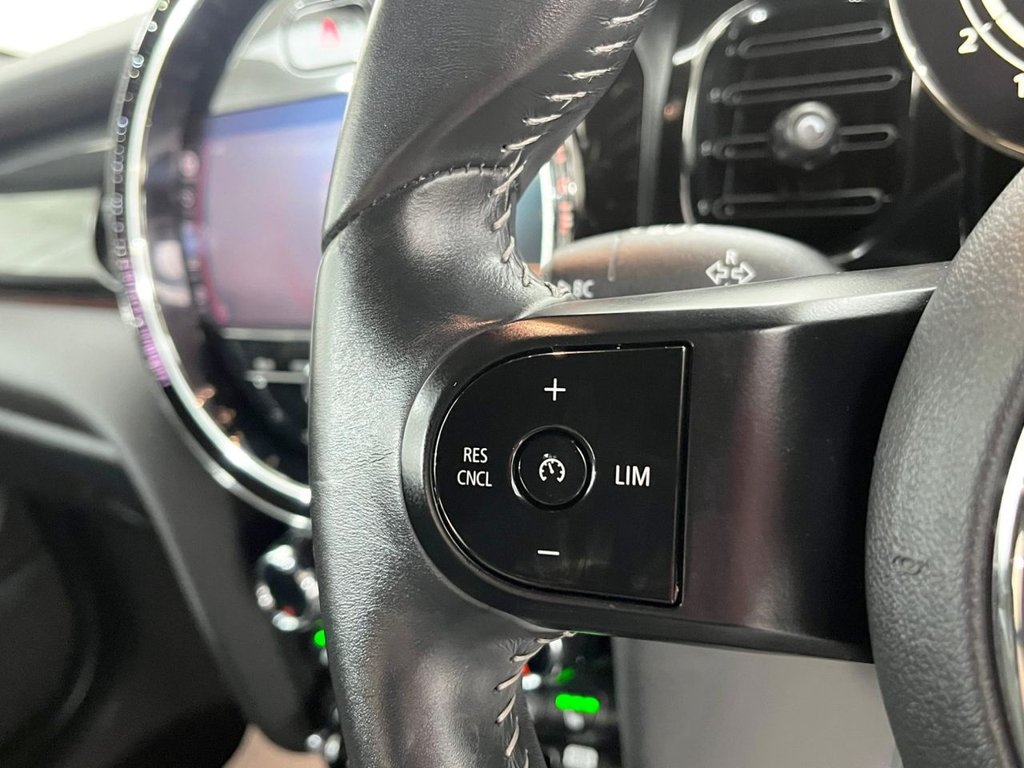 Used MINI Convertible 2021 for sale - 76312880: Photo 27