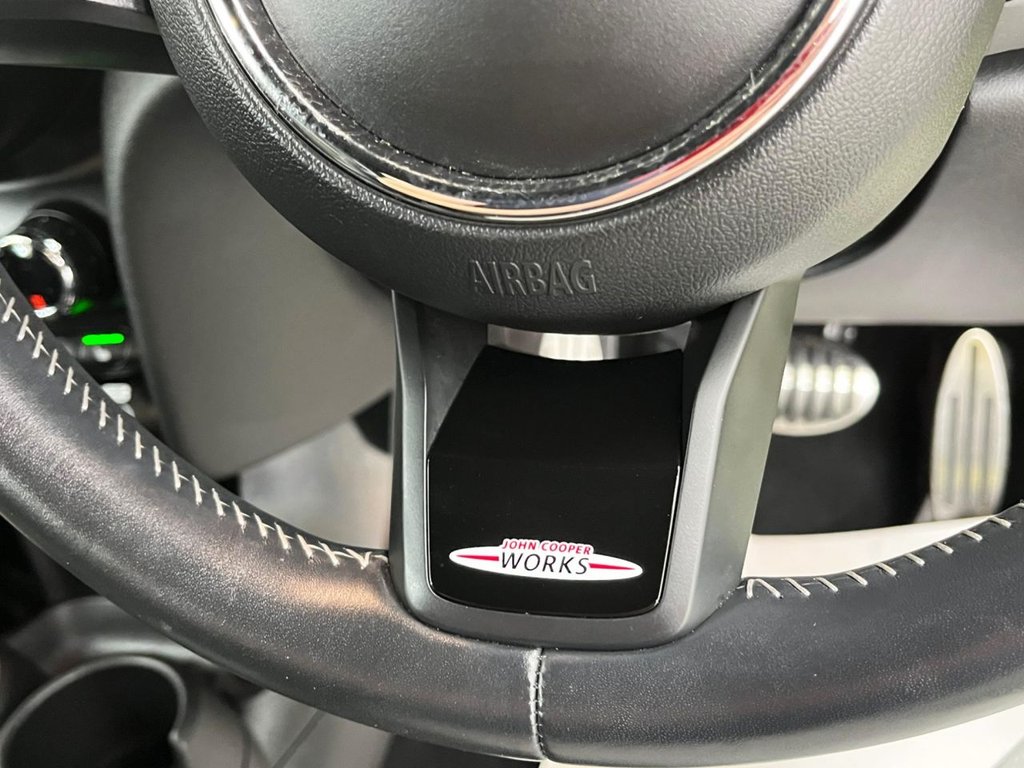 Used MINI Convertible 2021 for sale - 76312880: Photo 29