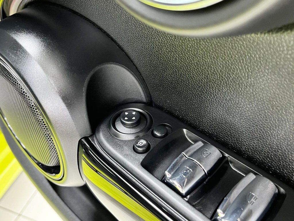 Used MINI Convertible 2021 for sale - 76312880: Photo 34