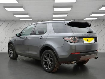 Used Land Rover Discovery Sport 2018 for sale - 77534892: Photo