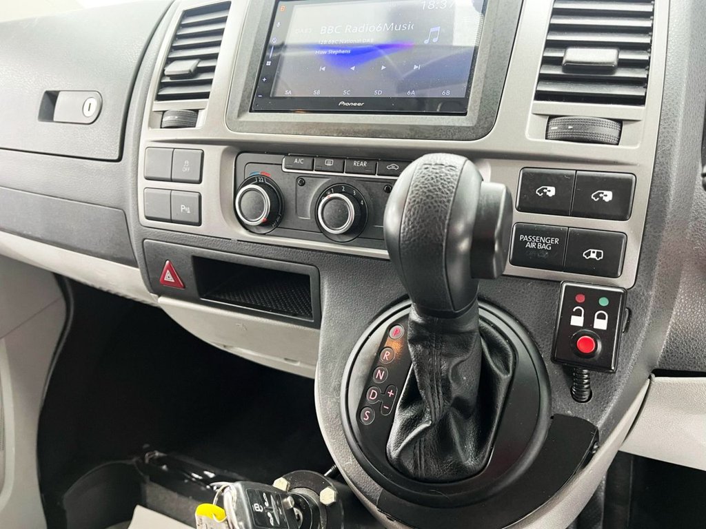 Used Volkswagen Transporter Shuttle 2016 for sale - 76118674: Photo 17