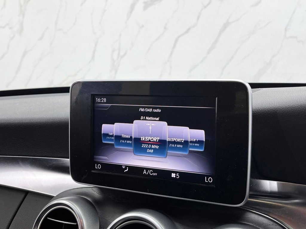 Used Mercedes-Benz C Class 2018 for sale - 75923244: Photo 20