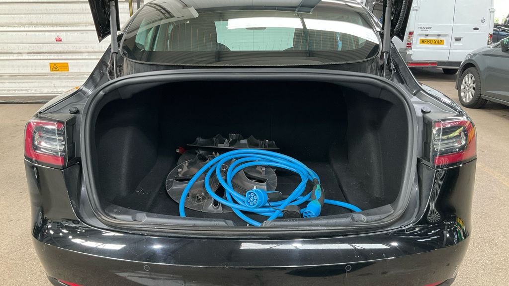 Used Tesla Model 3 2020 for sale - 76147663: Photo 11