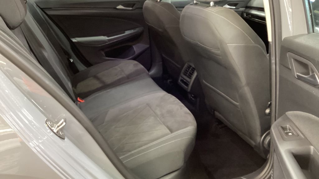 Used Volkswagen Golf 2022 for sale - 76147857: Photo 10
