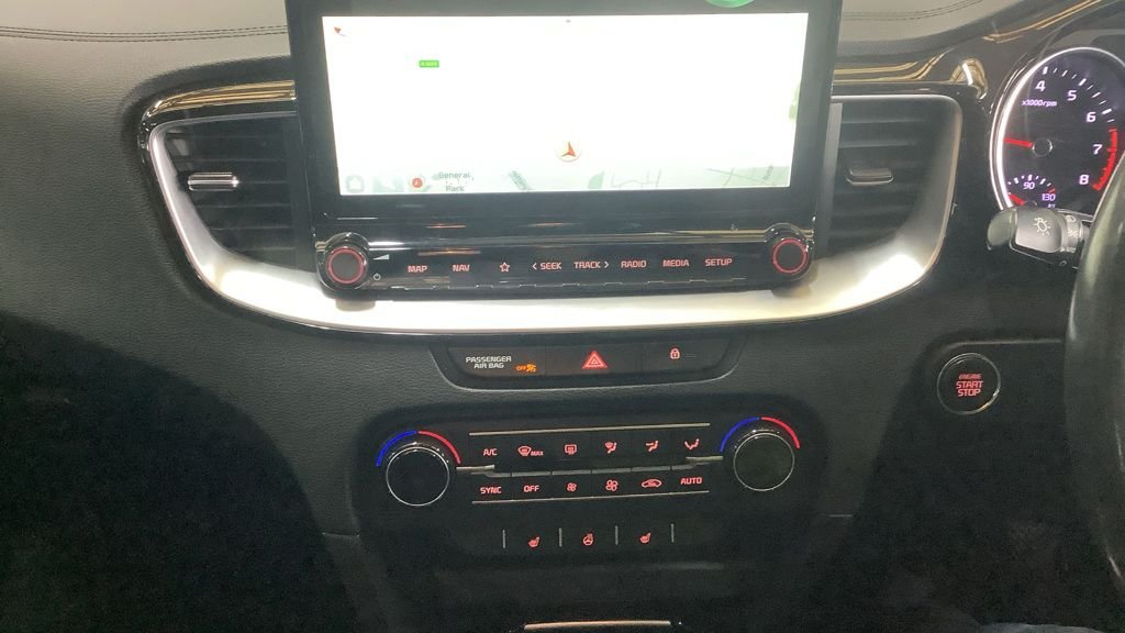 Used Kia XCeed 2021 for sale - 76454666: Photo 8