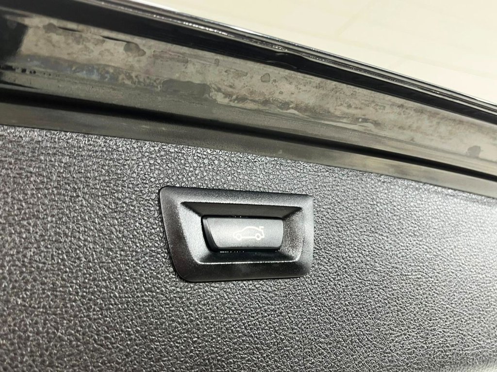 Used BMW 3 Series 2019 for sale - 76203502: Photo 33