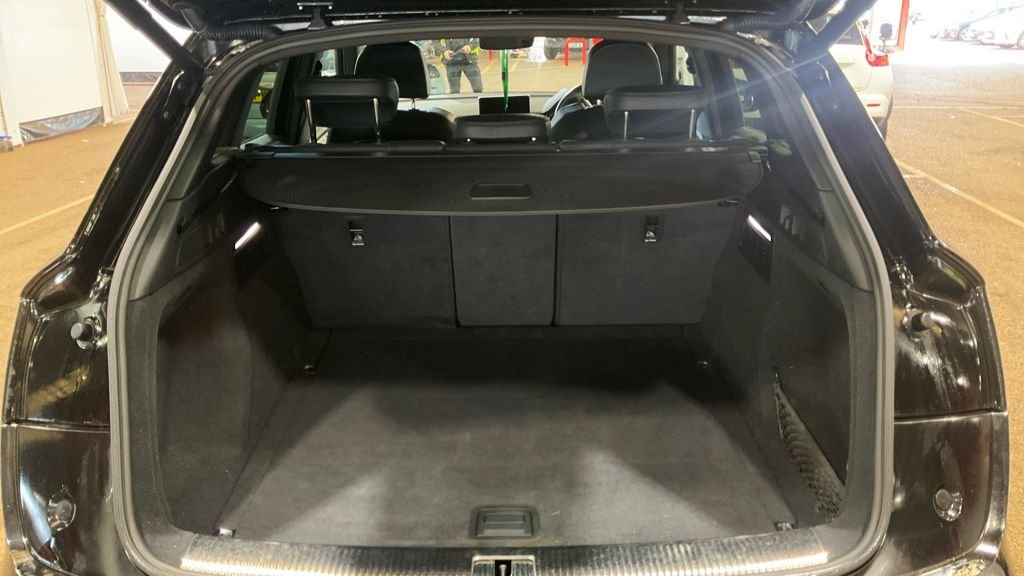 Used Audi Q5 2018 for sale - 78008816: Photo 11