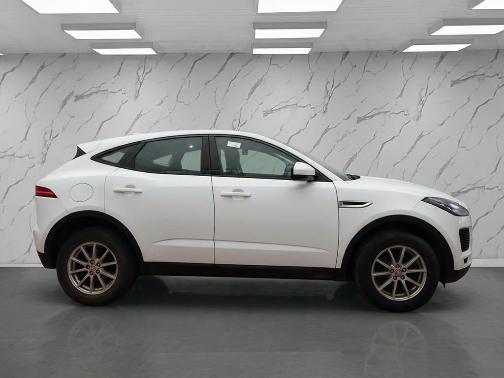 Used Jaguar E-Pace 2019 for sale - 77563752: Photo 5