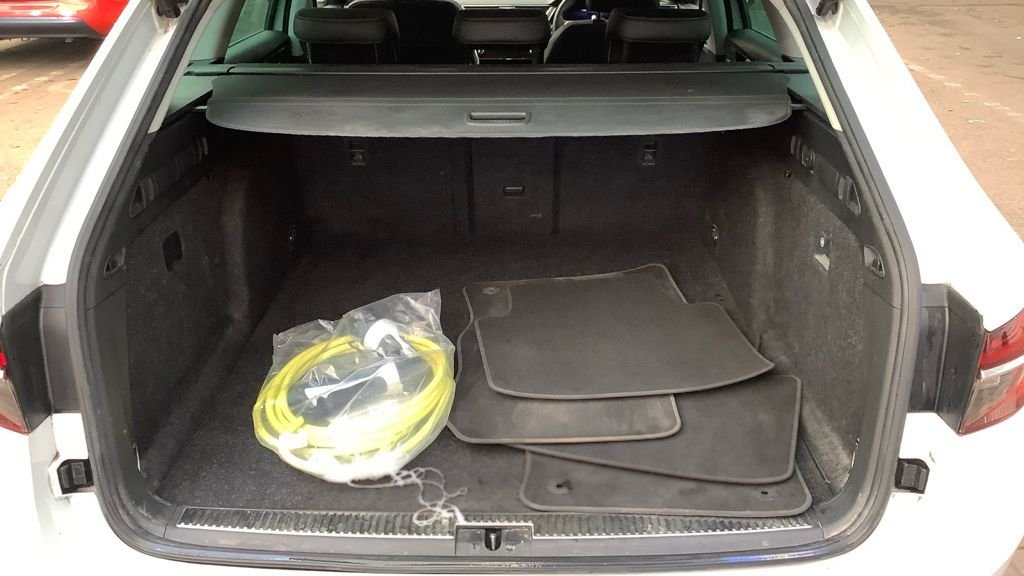 Used Skoda Superb 2021 for sale - 78003413: Photo 11