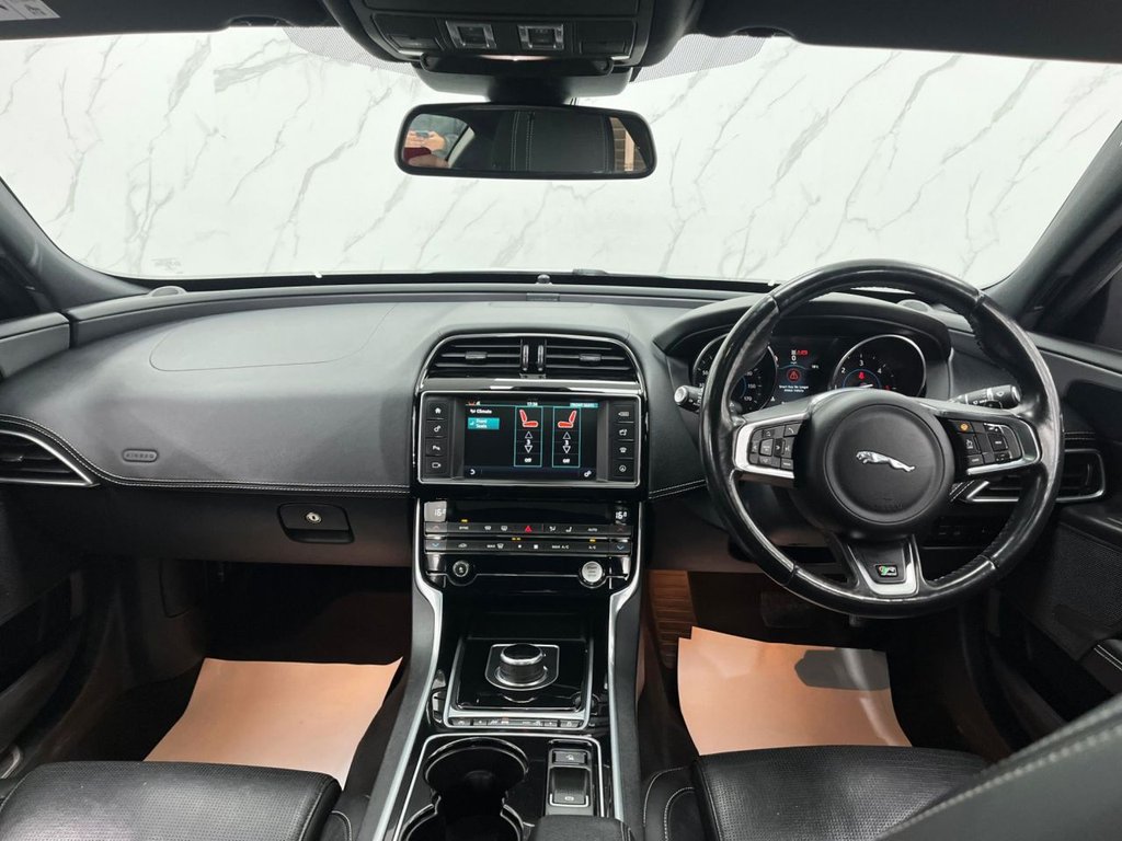 Used Jaguar XE 2016 for sale - 76768016: Photo 26