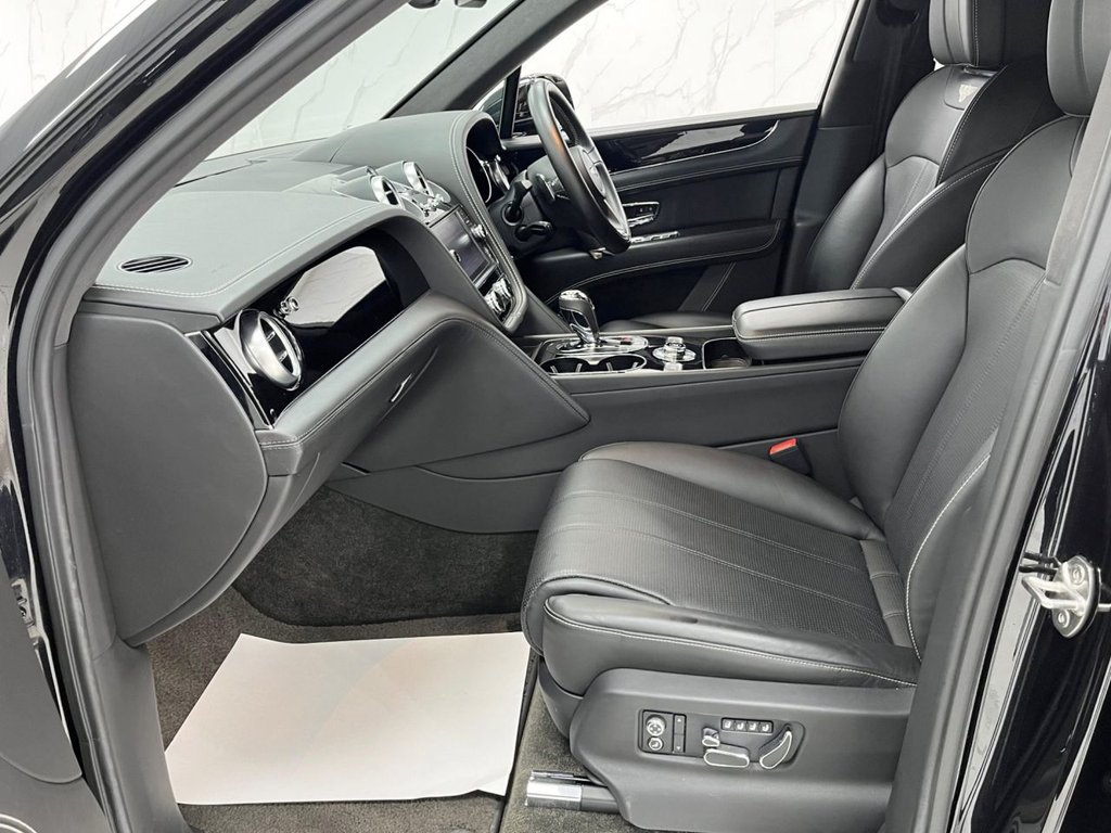 Used Bentley Bentayga 2018 for sale - 76118968: Photo 19