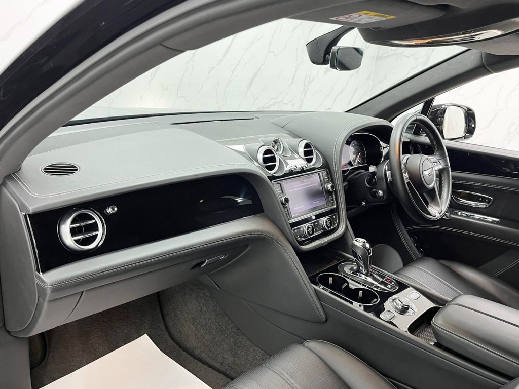 Used Bentley Bentayga 2018 for sale - 76118968: Photo 20