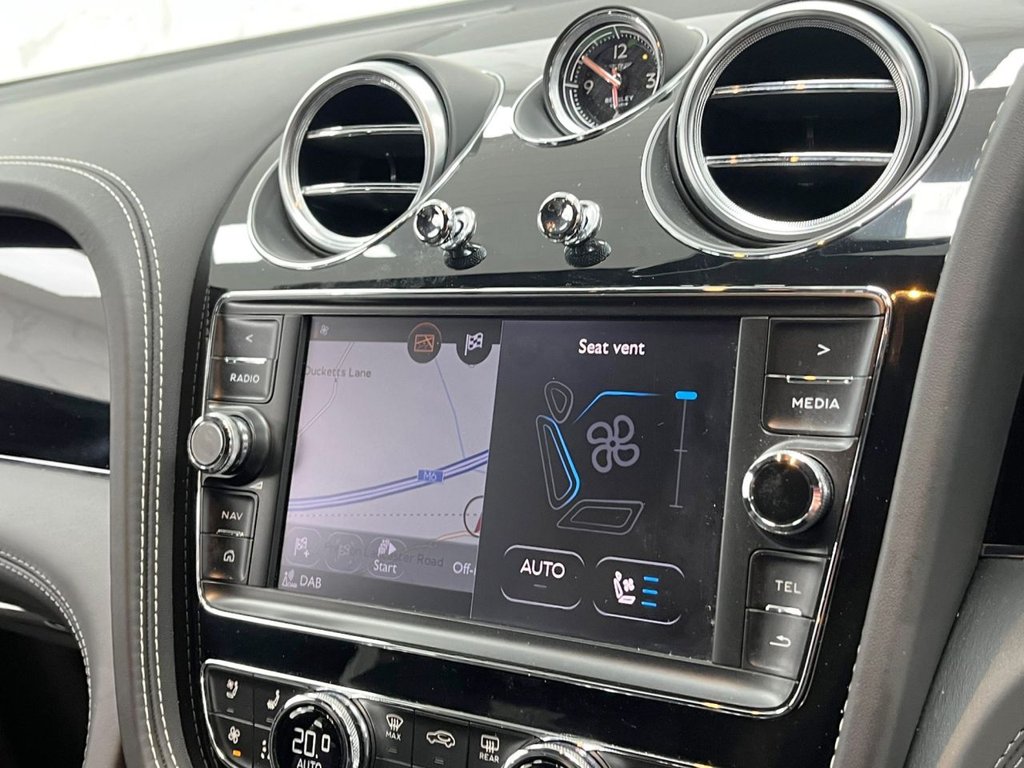 Used Bentley Bentayga 2018 for sale - 76118968: Photo 25