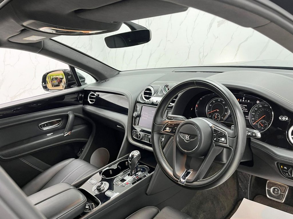 Used Bentley Bentayga 2018 for sale - 76118968: Photo 34