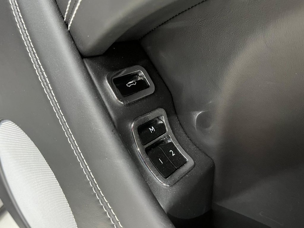 Used Bentley Bentayga 2018 for sale - 76118968: Photo 40