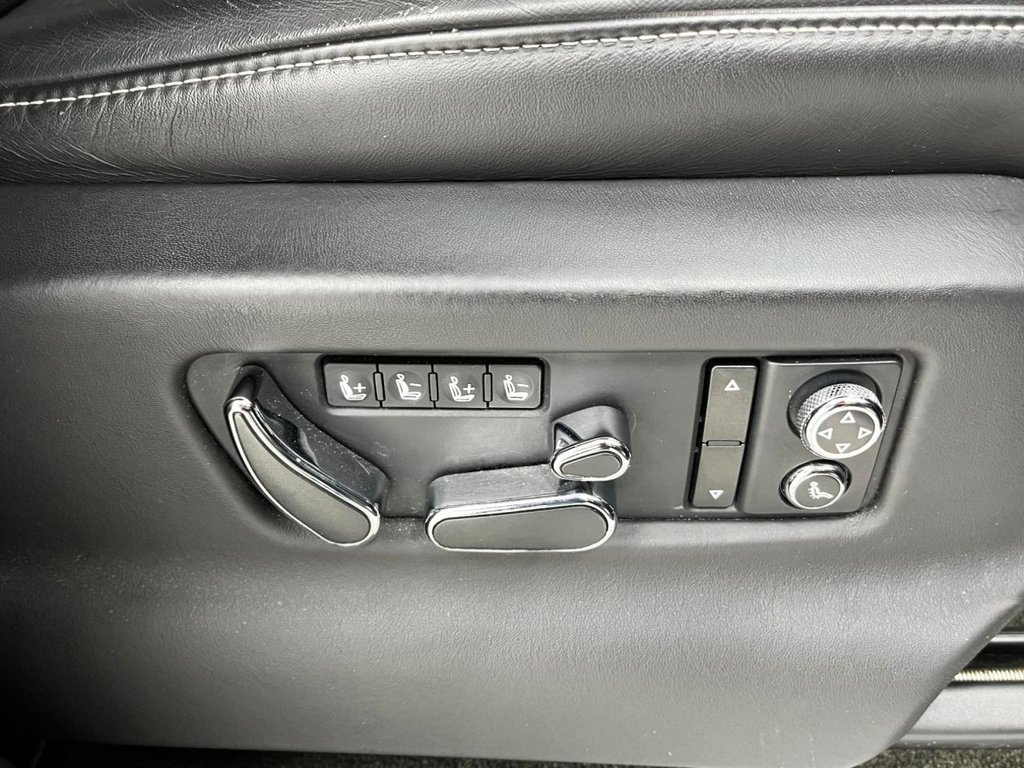 Used Bentley Bentayga 2018 for sale - 76118968: Photo 41