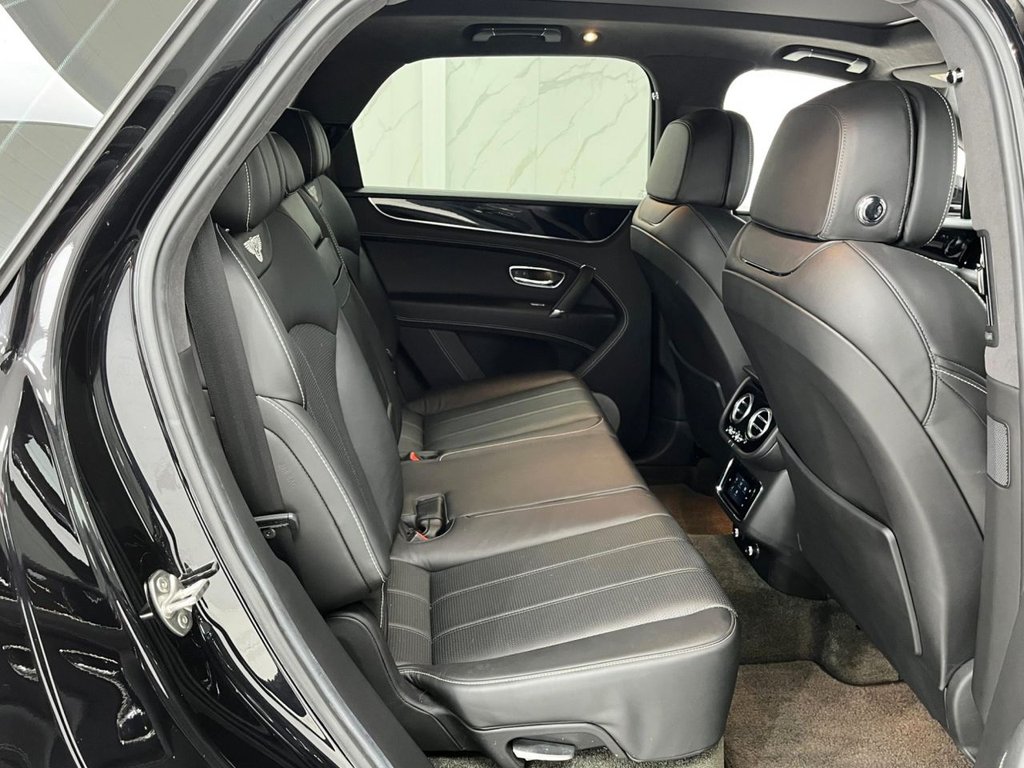 Used Bentley Bentayga 2018 for sale - 76118968: Photo 46
