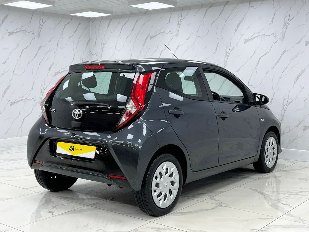 Used Toyota AYGO 2021 for sale - 76820985: Photo 11
