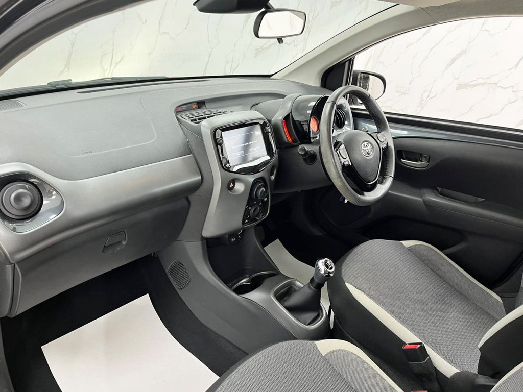 Used Toyota AYGO 2021 for sale - 76820985: Photo 15