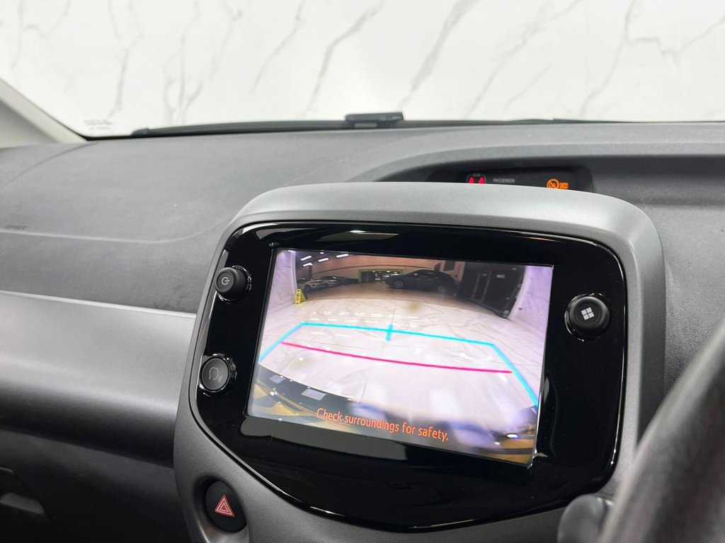 Used Toyota AYGO 2021 for sale - 76820985: Photo 16