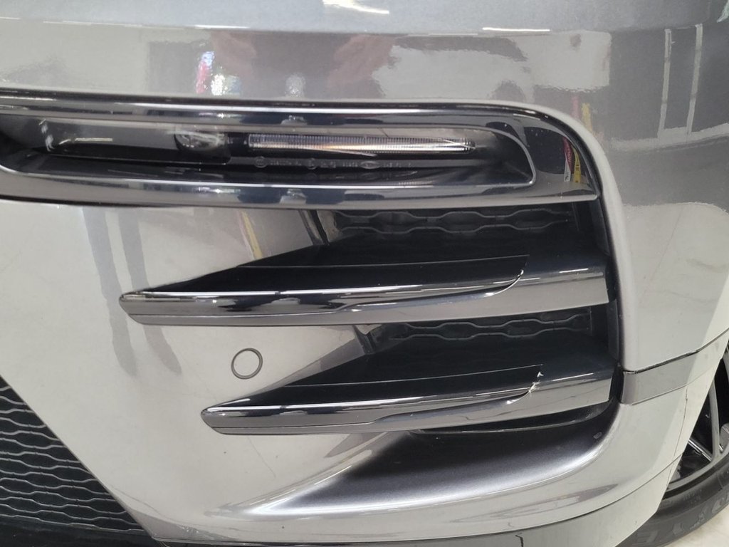 Used Land Rover Range Rover Velar 2018 for sale - 77383670: Photo 11