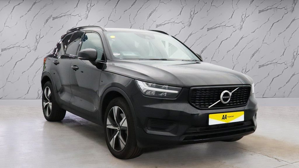 Used Volvo XC40 2021 for sale - 76496859: Photo 2