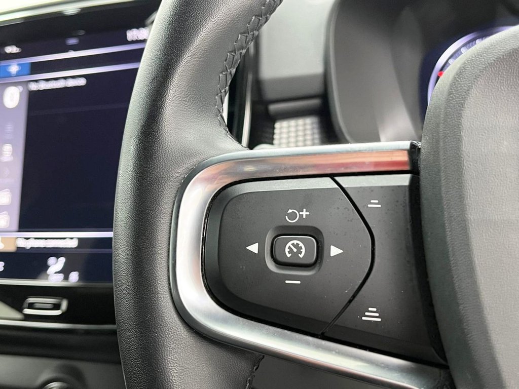 Used Volvo XC40 2021 for sale - 76496859: Photo 22