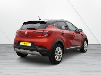 Used Renault Captur 2020 for sale - 76163212: Photo 4